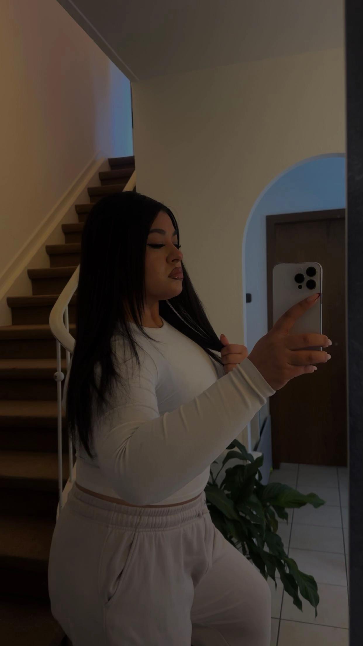@Akilelivee