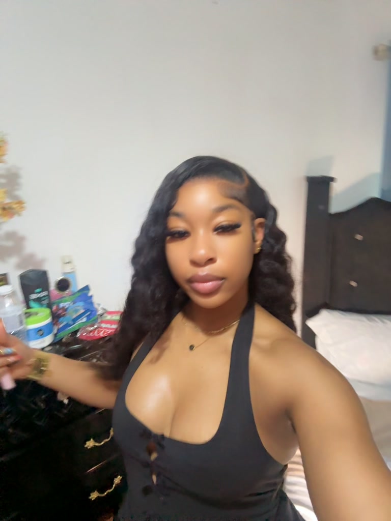 @Chinnaye//content creator