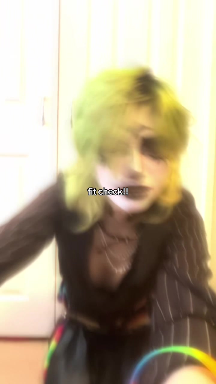 @ཐི 𝔳𝔦𝔠𝔱𝔬𝔯 ཋྀ