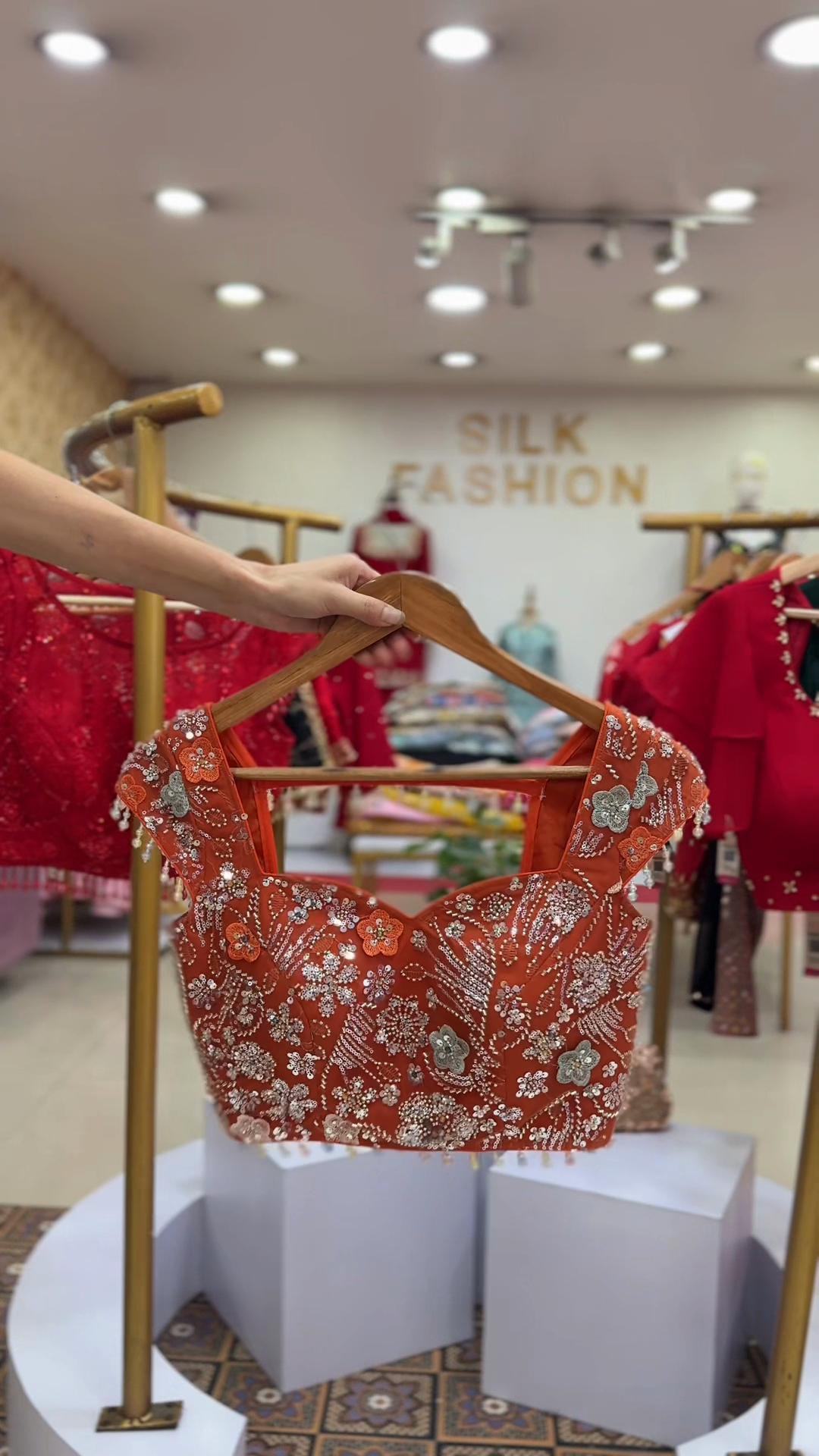 @Silk fashion