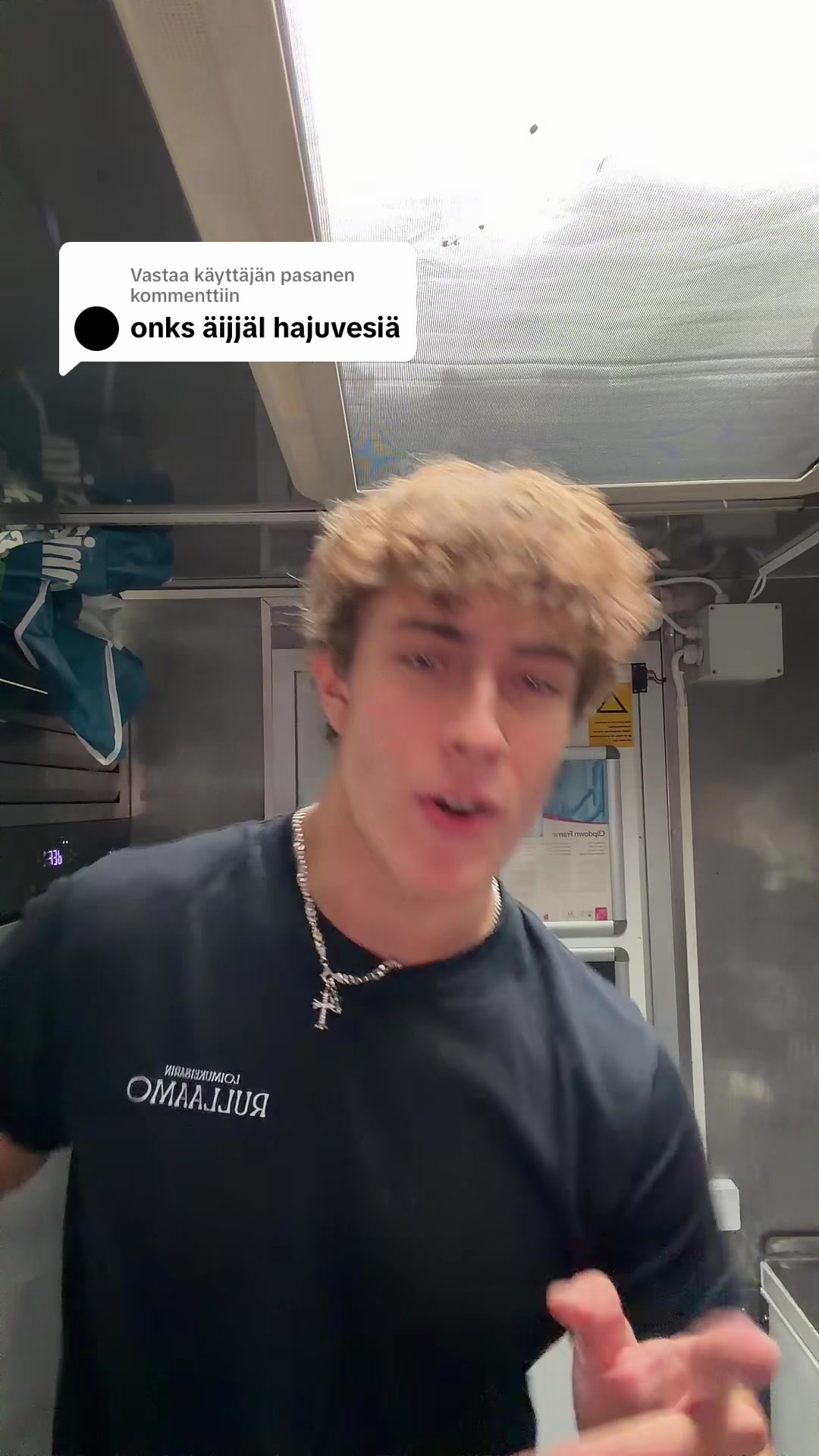 @Nicco