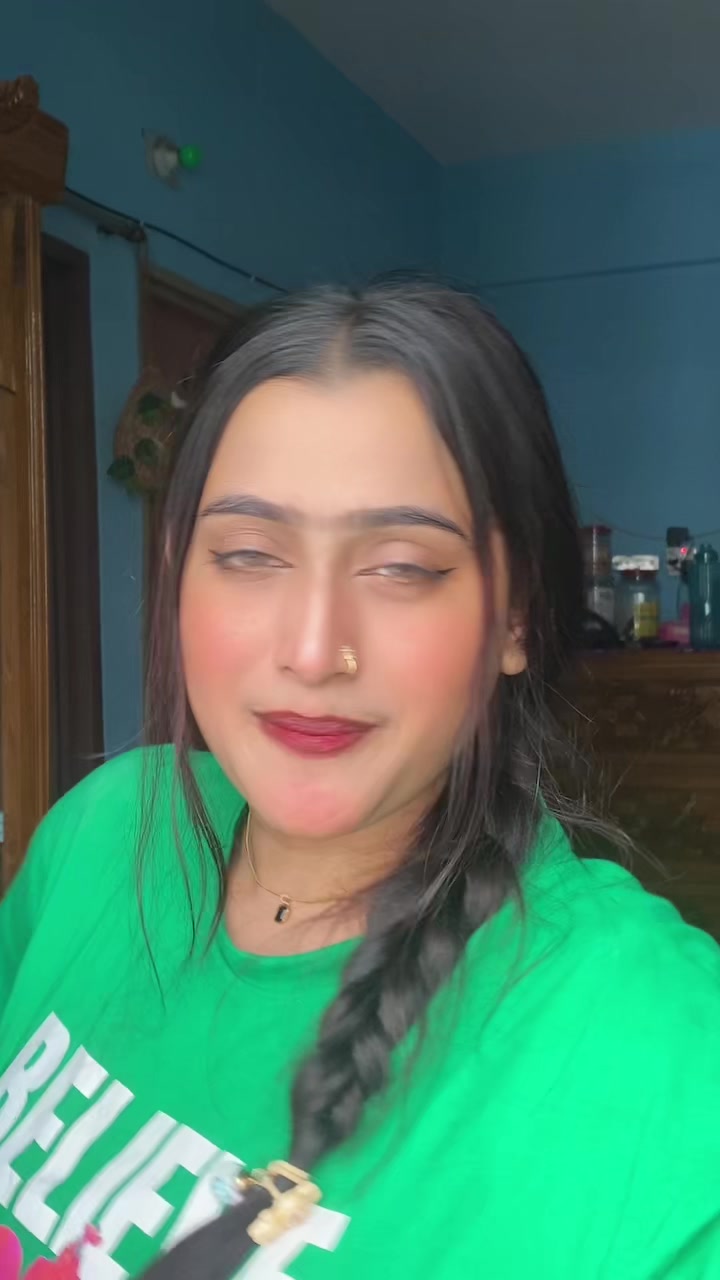 @👀 JuLi 🥹
