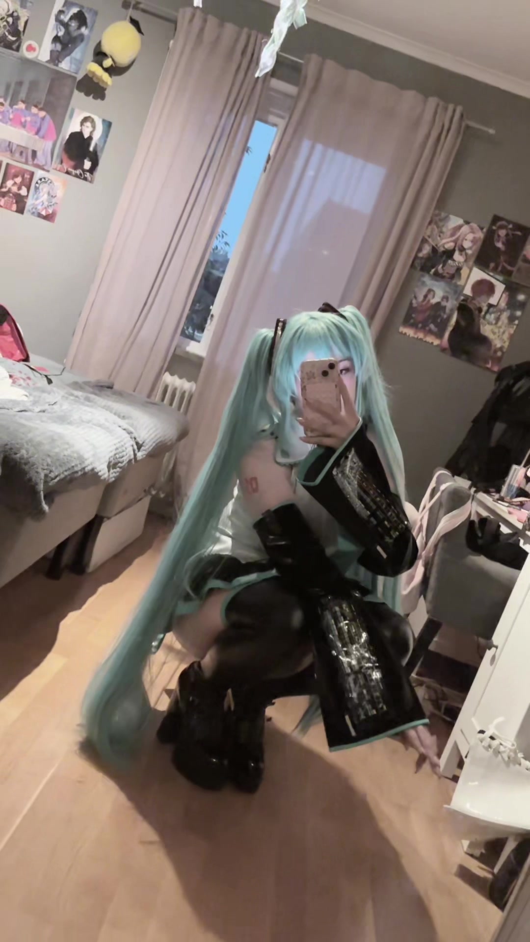 @Ami 𝜗ৎ
