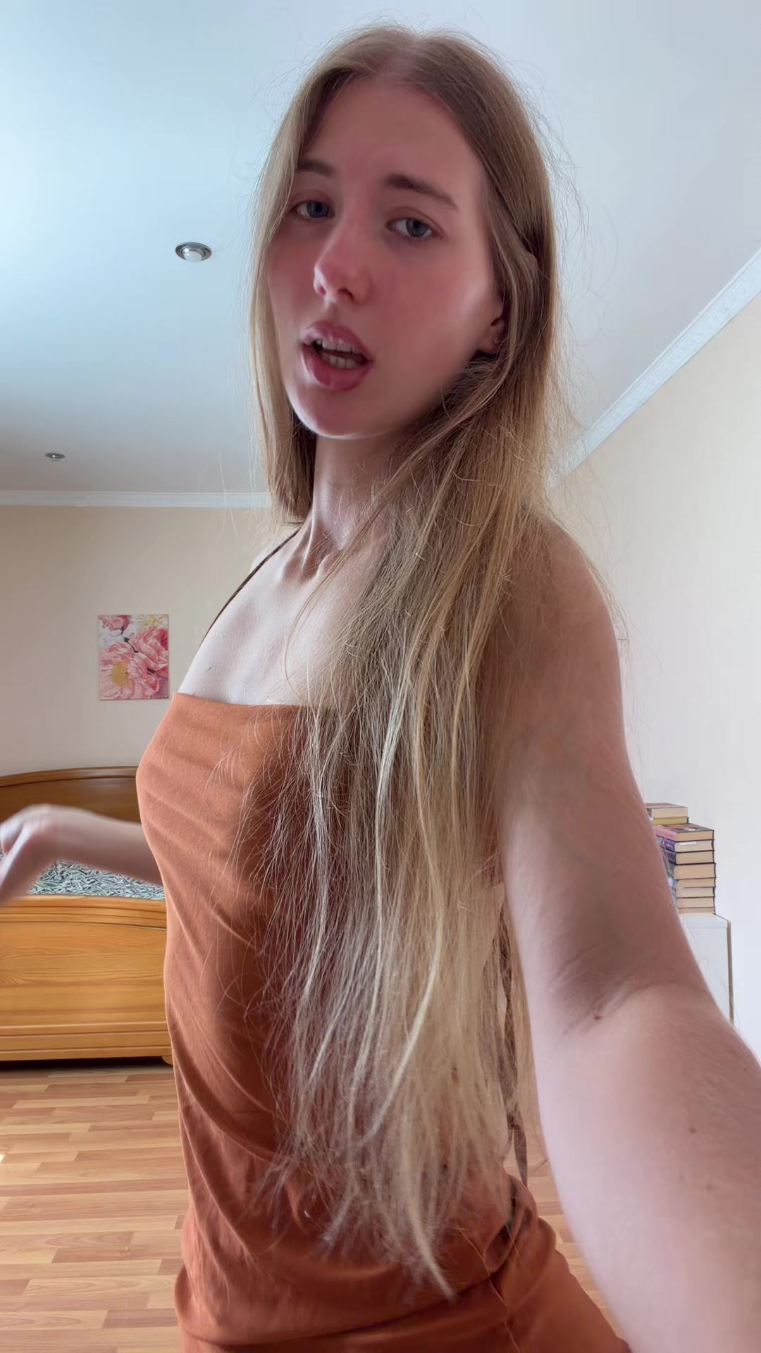 @Blondinka