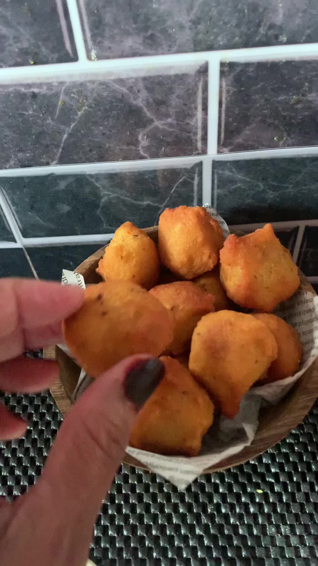 @EEkudja D&eacute;lices 🇰🇲👩&zwj;🍳