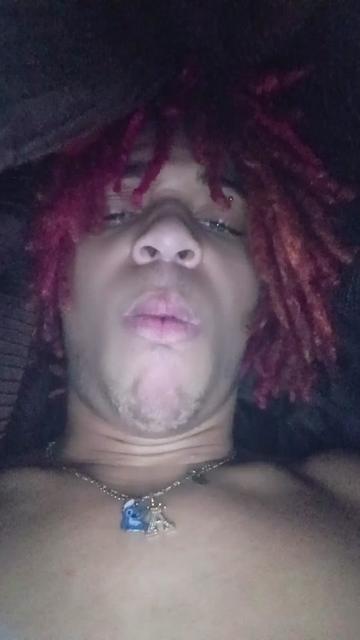 @👻