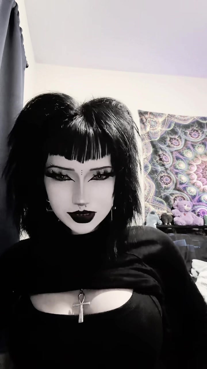 @𝒜𝓇𝒾 𝒿𝑒𝒶𝓃𝓃𝑒 🐈&zwj;⬛