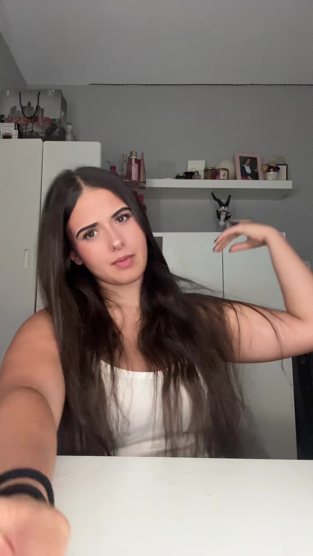 @Luna