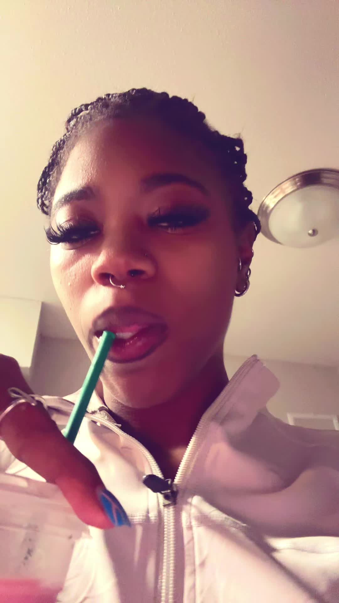 @deshayyy🧸🫧.