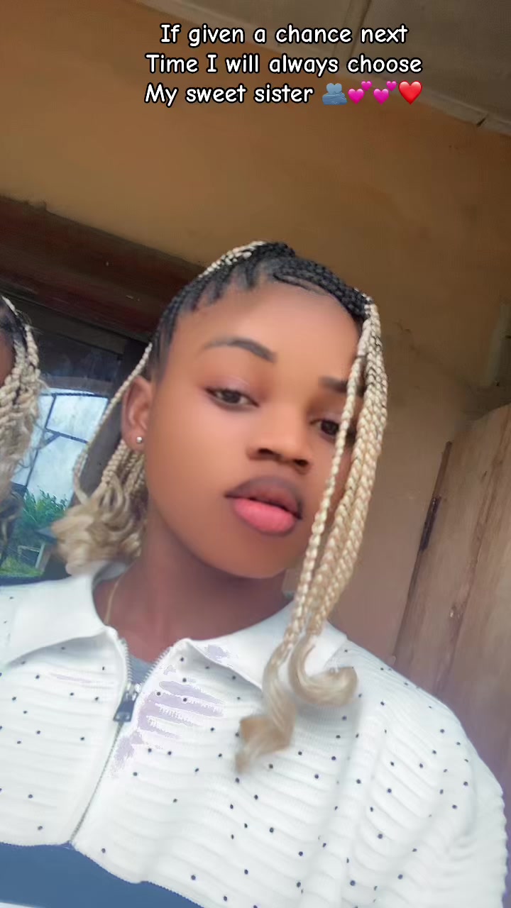 @QUEEN 💞 LOVER