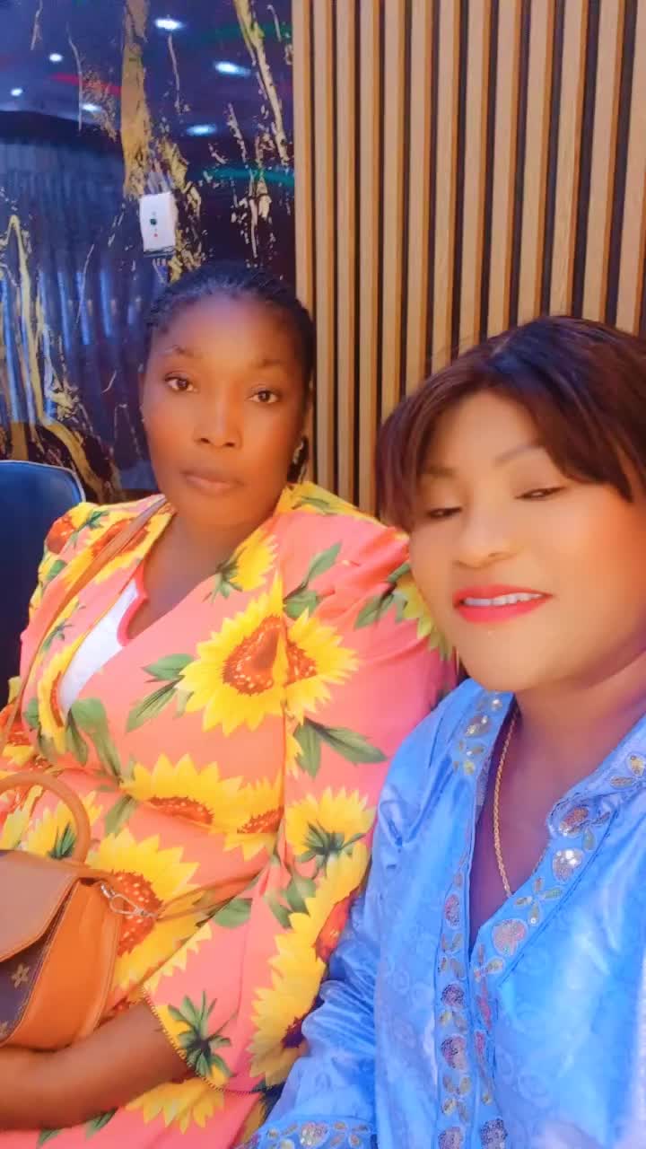 @reine m&egrave;re de Guin&eacute;e