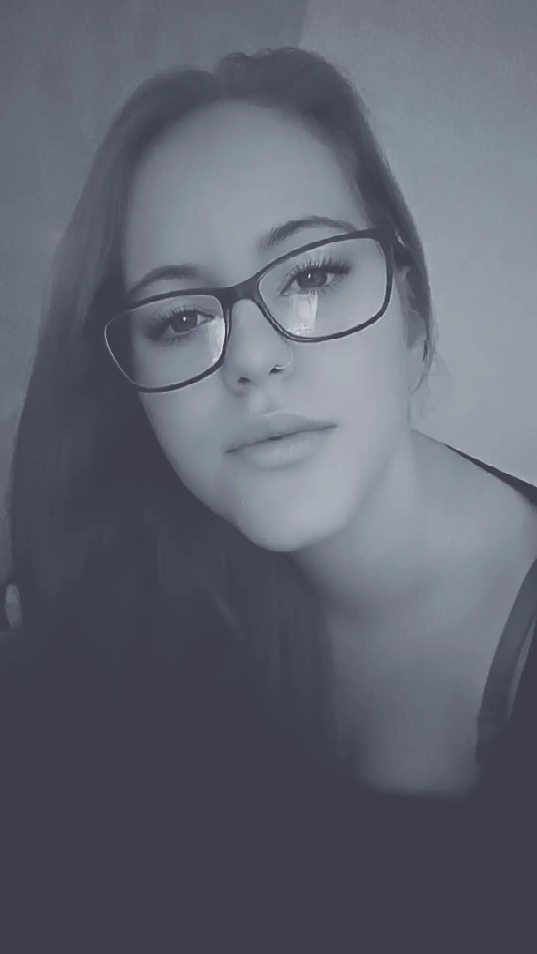 @Kati_Kati_ benz ♡💋