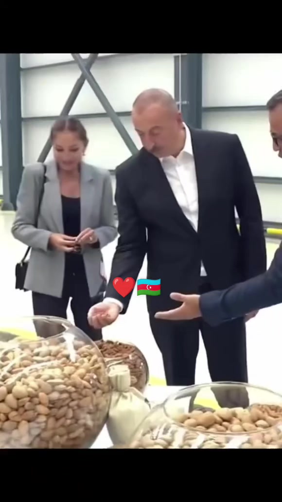 @G&ouml;r&uuml;nmezler_
