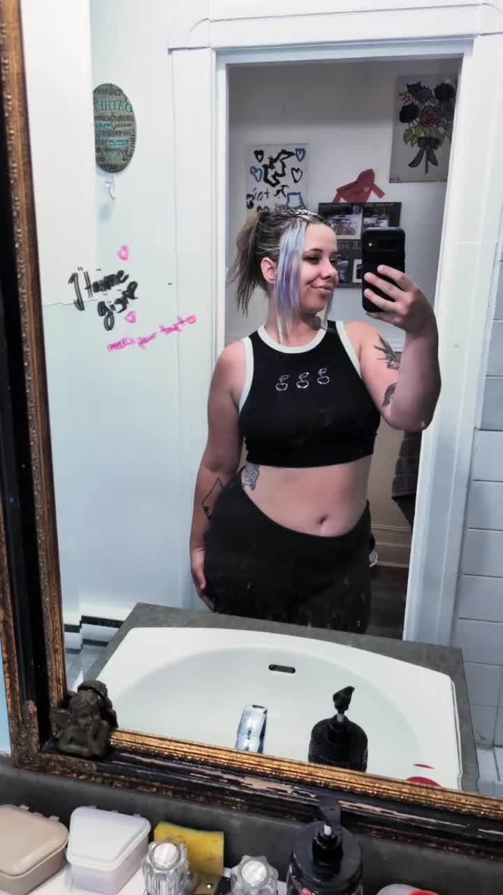 @buzzedqueen