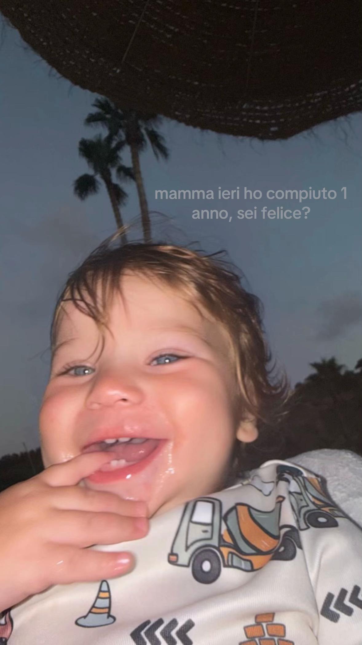 @santana.family.fan