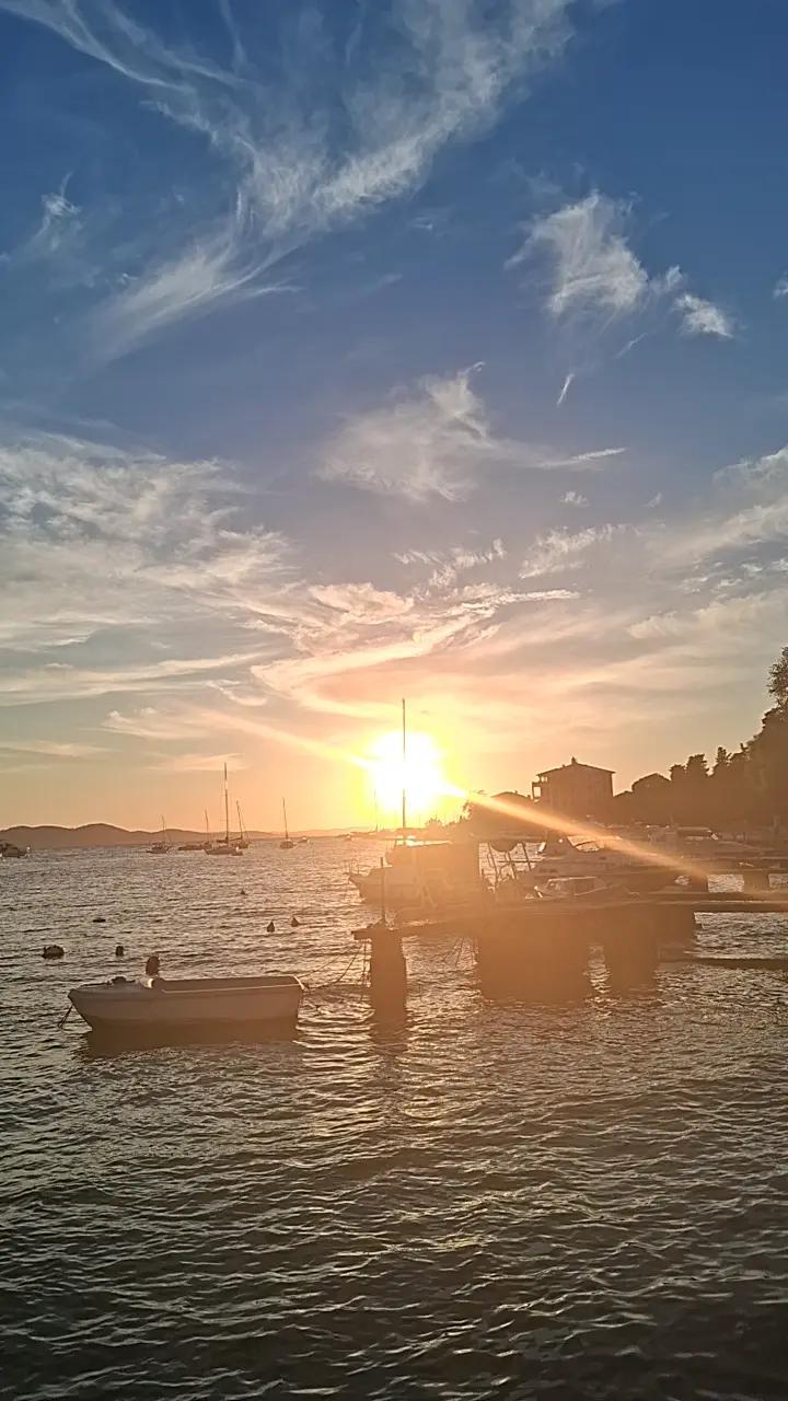 @Biba 🌼🇭🇷