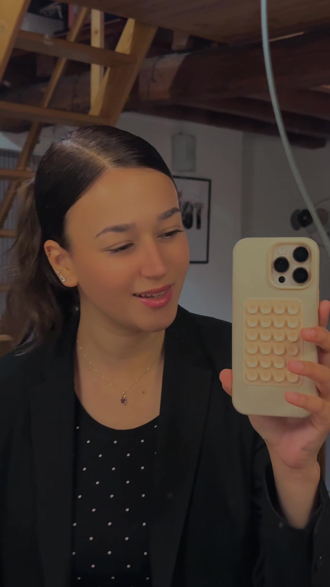 @Luisa