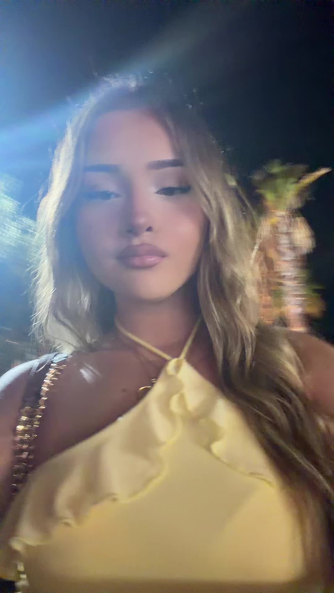@𝑚𝑒𝑙𝑖𝑠𝑎