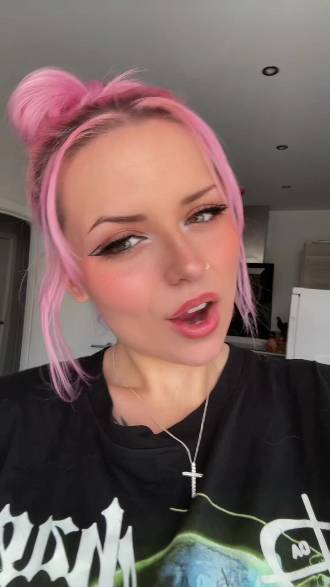 @megsyyxo