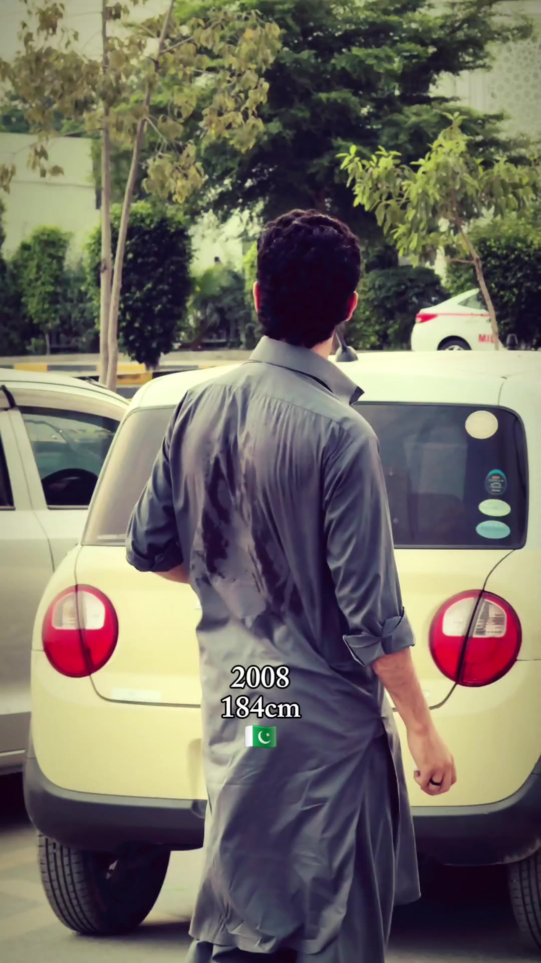 @6ft🇵🇰