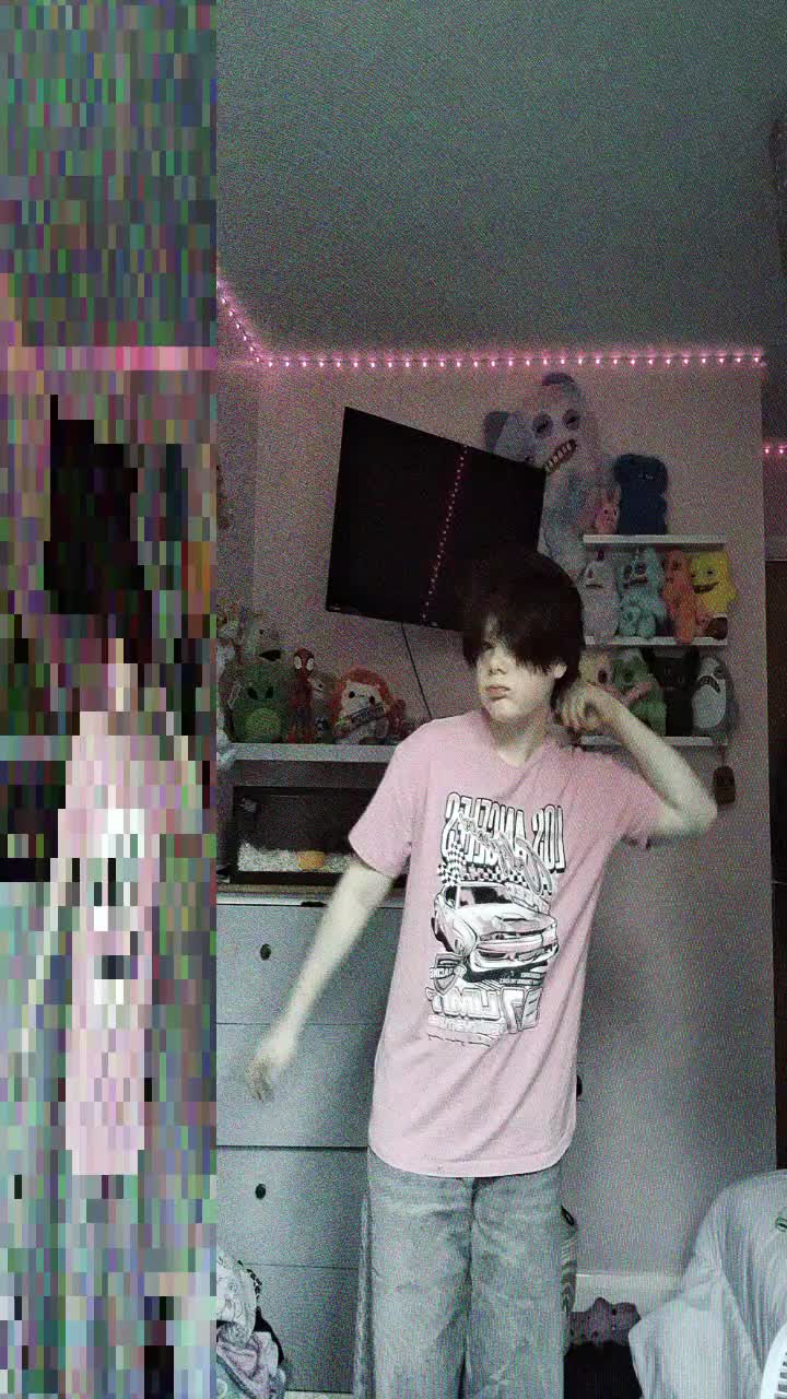 @♬~Asher~♬ (READ BIO)