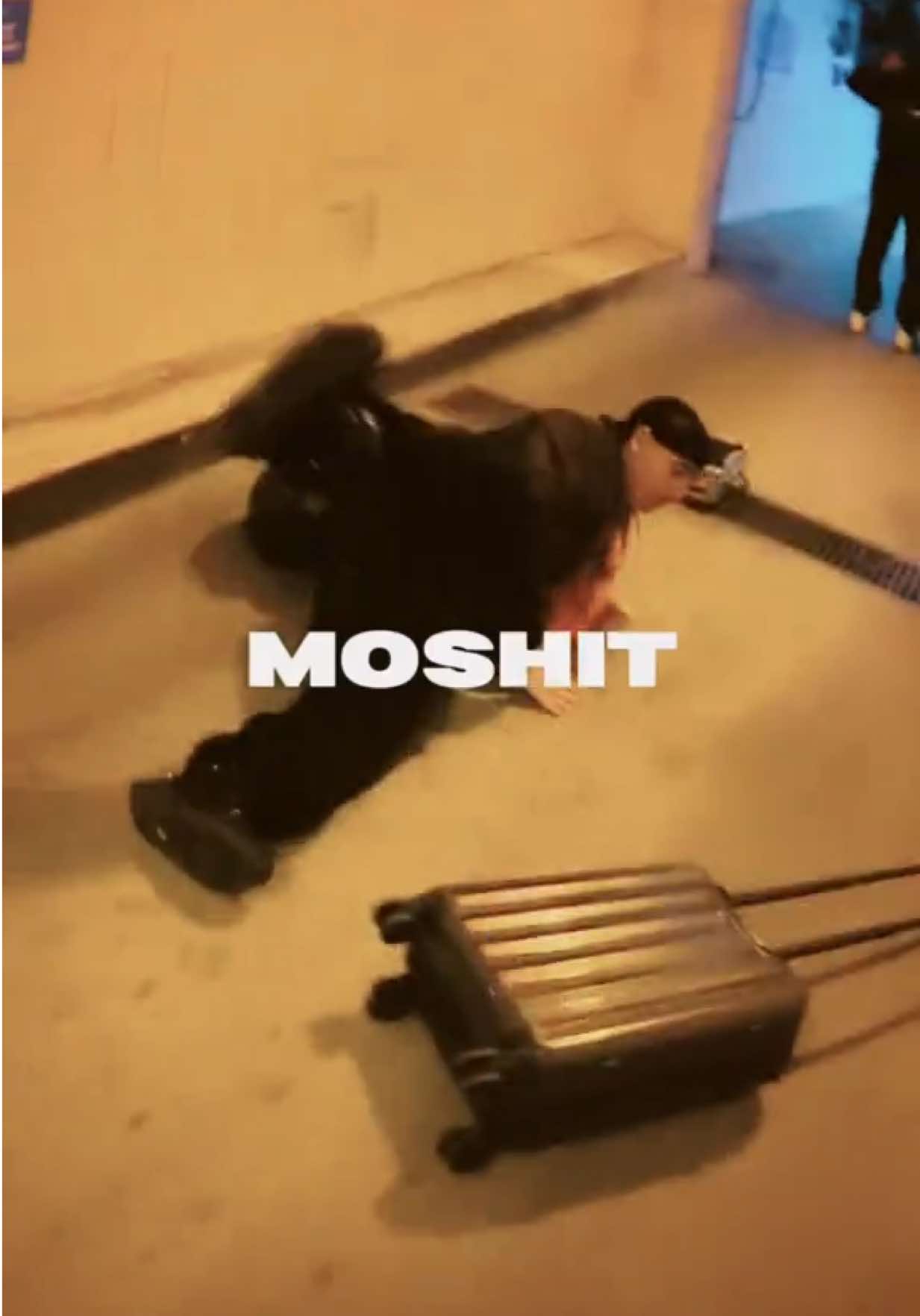 @M//O