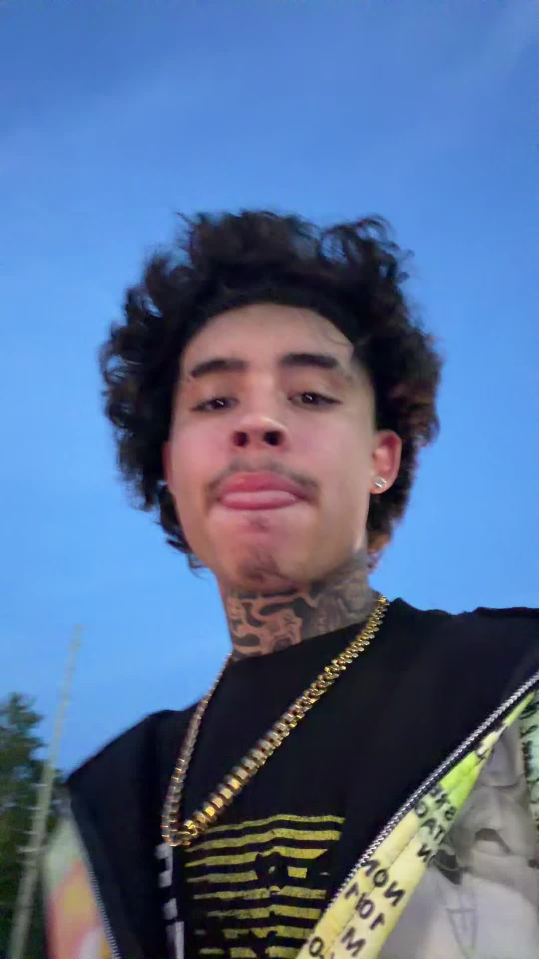 @Jayden
