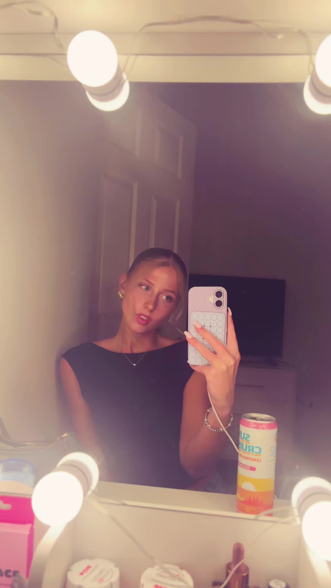 @nicole zalewski