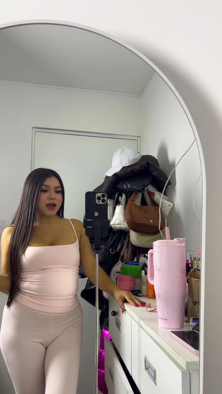 @Nicole Morales
