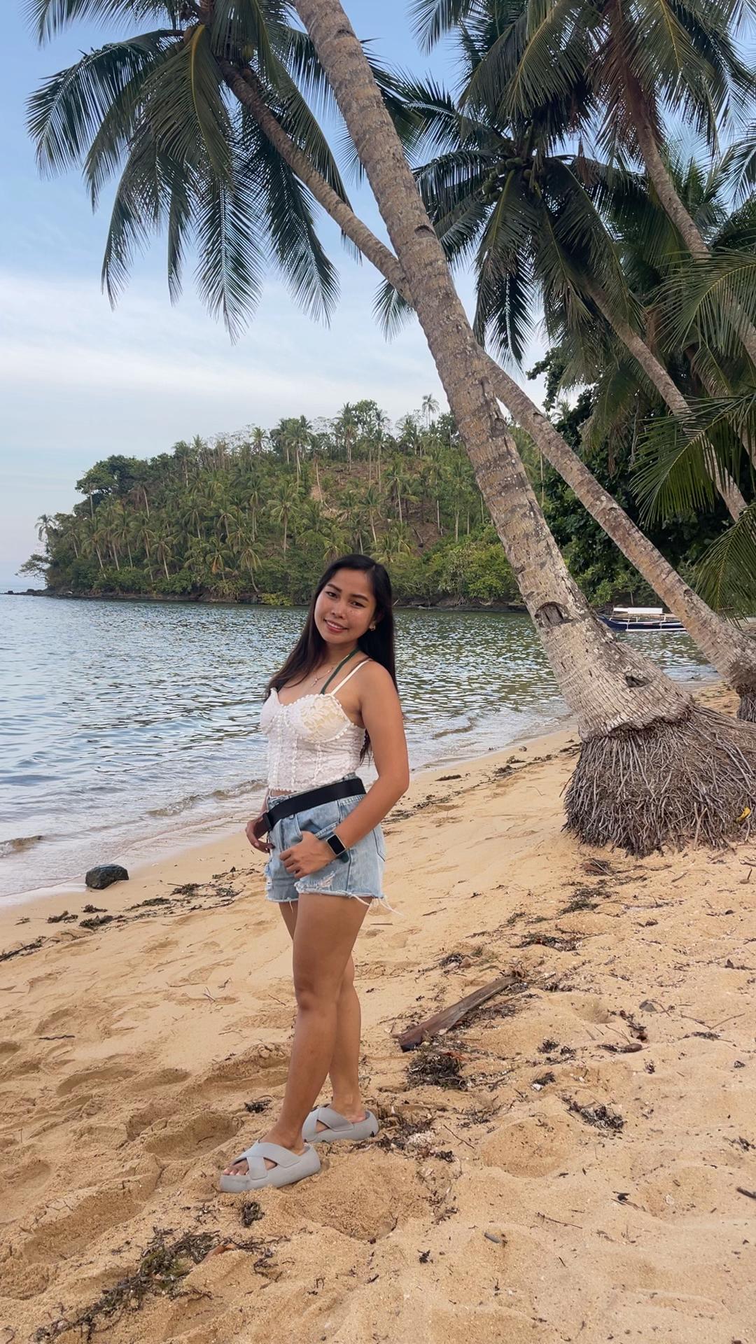 @Isla Miles🛍️