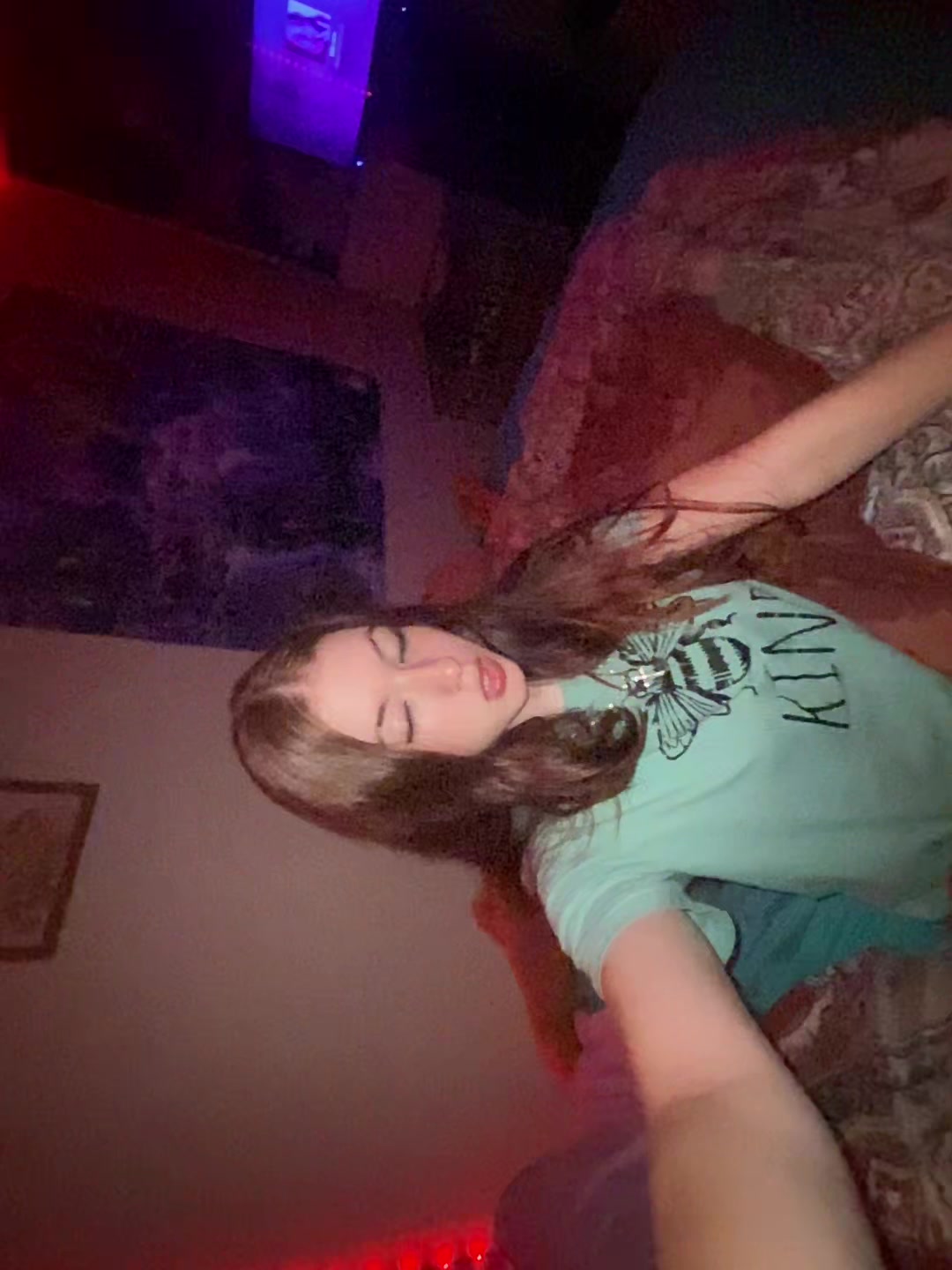 @Emi