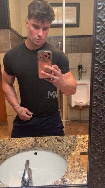 @Milo33w