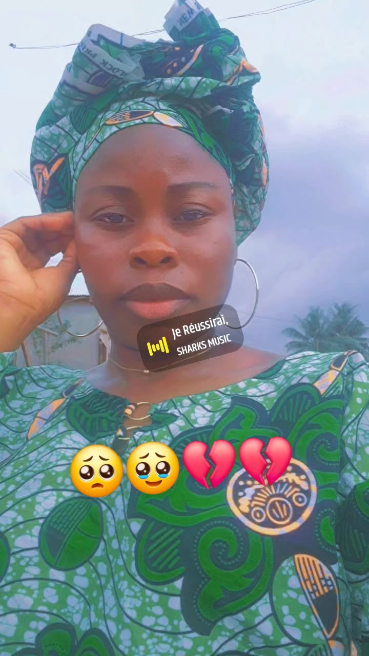 @petit 😊mod&egrave;le💋 chic ❤️&zwj;🔥🫦
