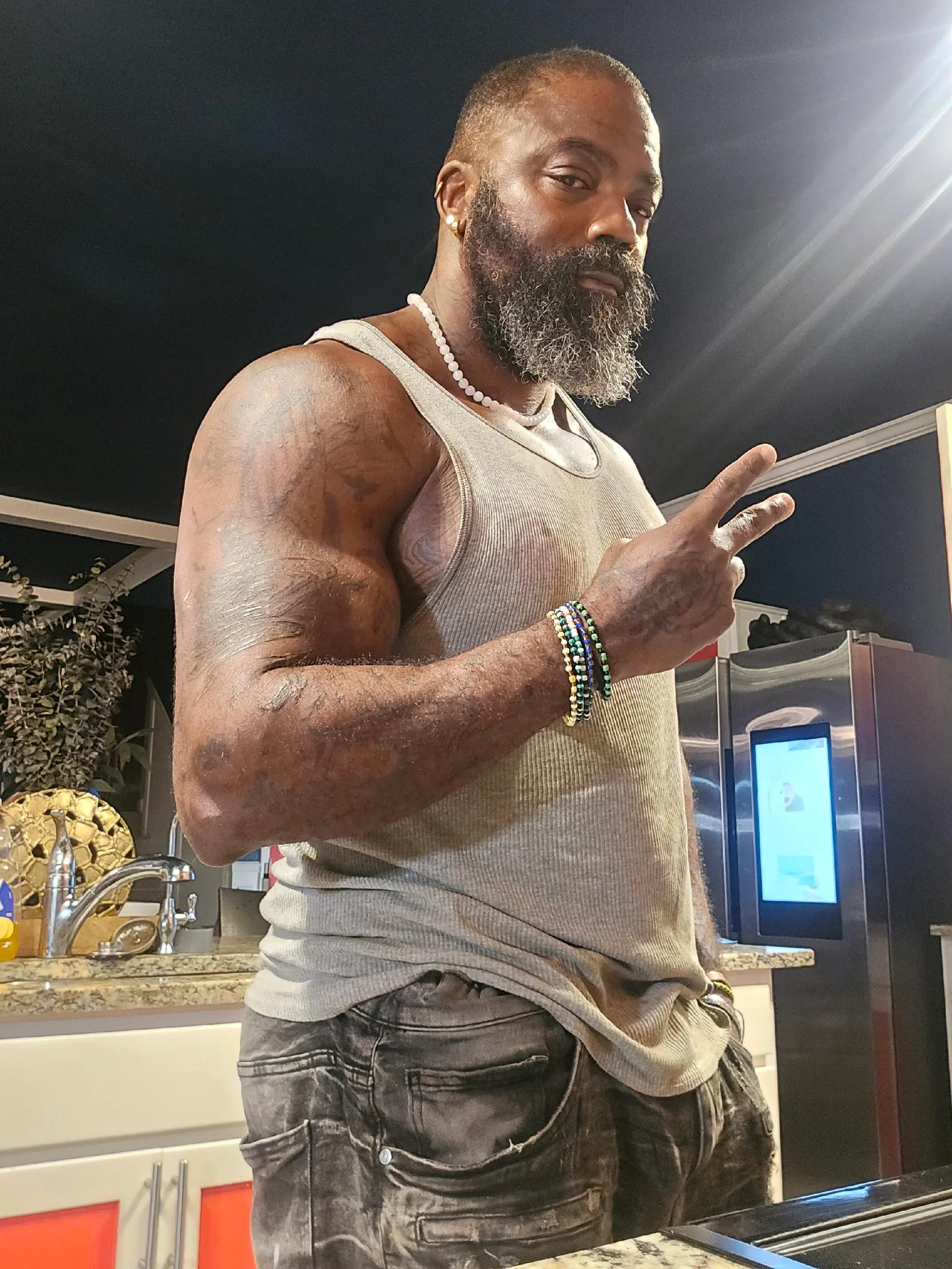 @WorthyOfLove👨🏾🤝👨🏿🌈