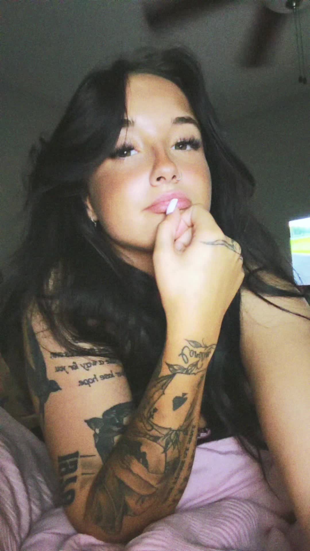 @𝓴𝓪𝓽𝓱𝓮𝓻𝓲𝓷𝓮