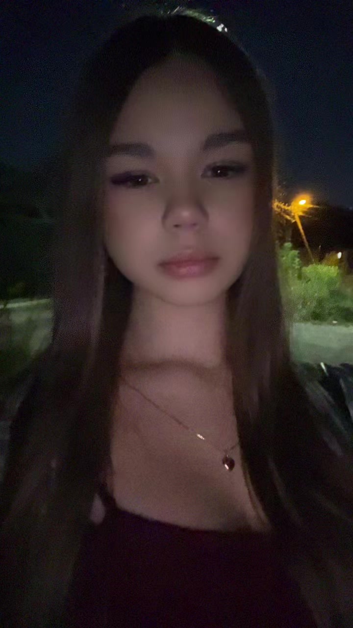 @Vikks💋