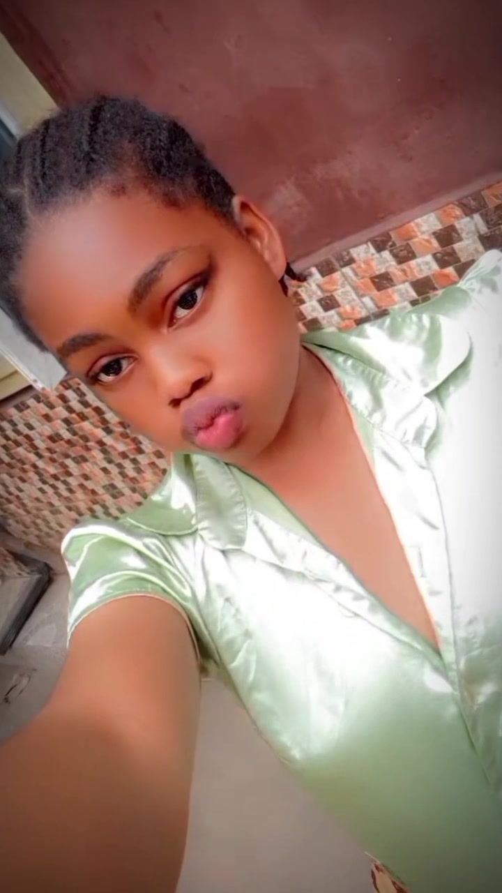 @ADAEZE👑💙💫