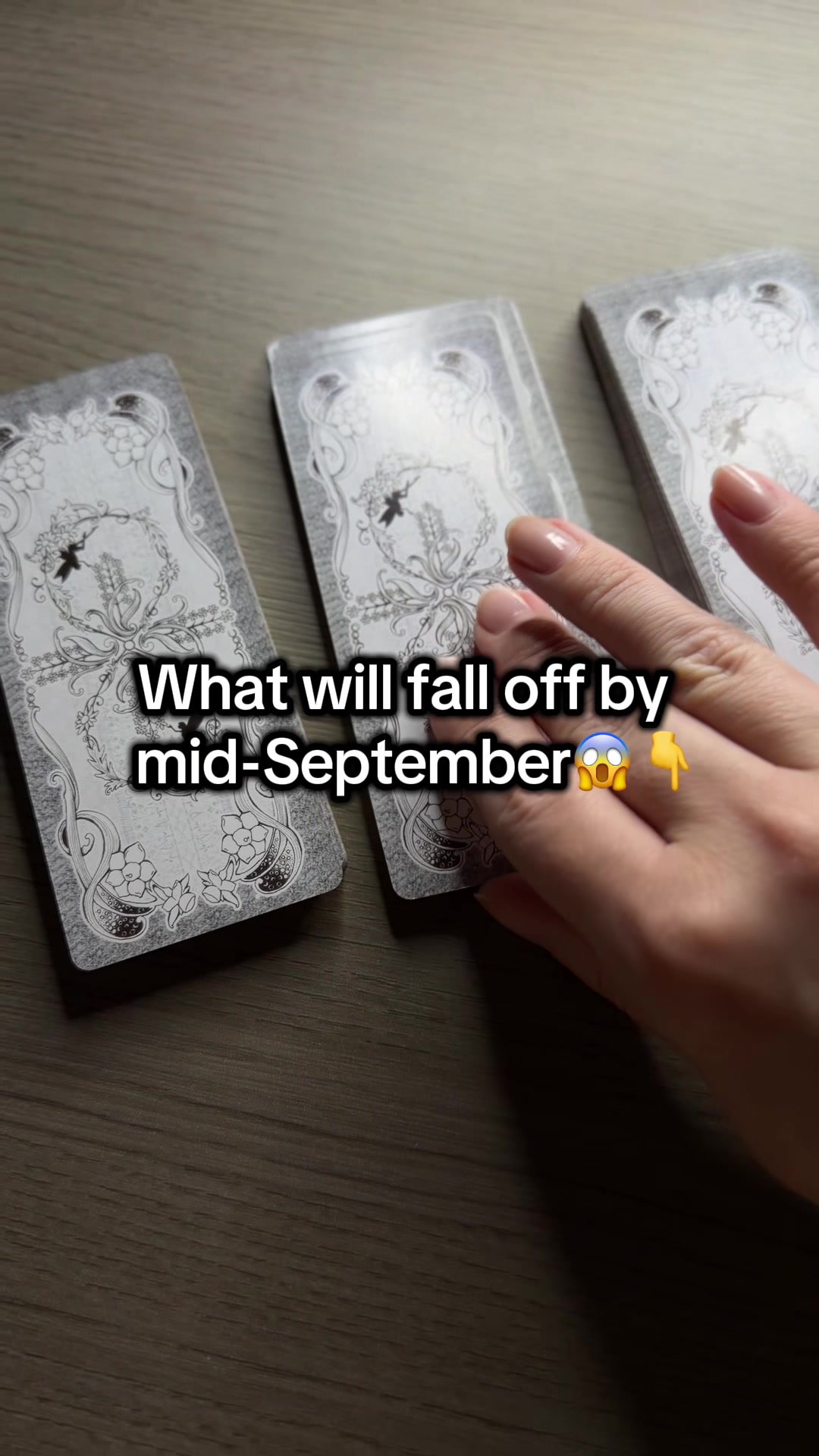 @Yana Tarot Reader
