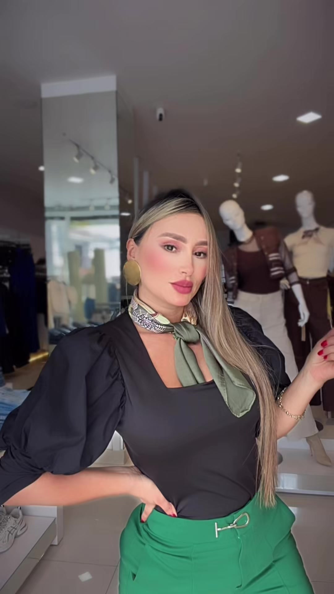 @✨VIVIANA DE LA TORRE BOUTIQUE