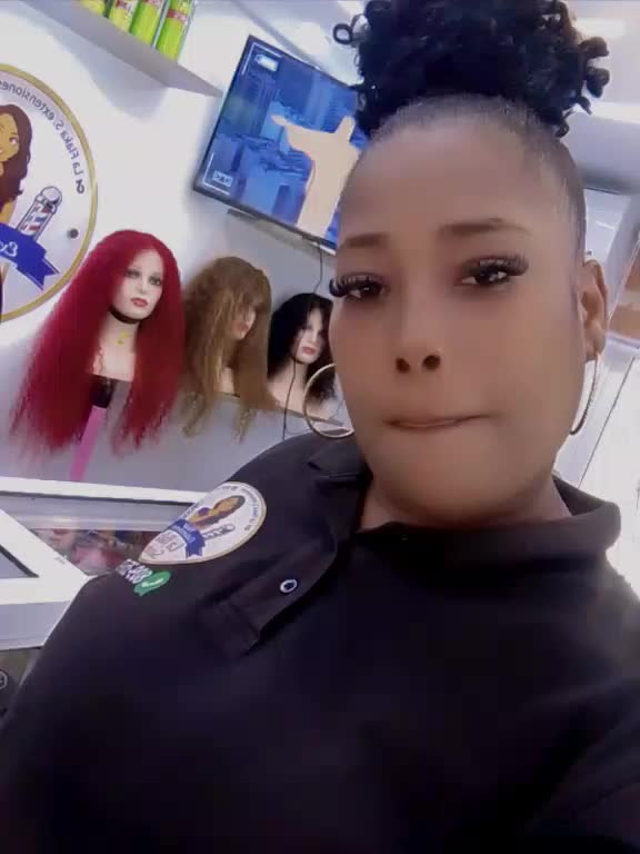 @(-.-)_BRENDA_TRENSAS_(-.-)....