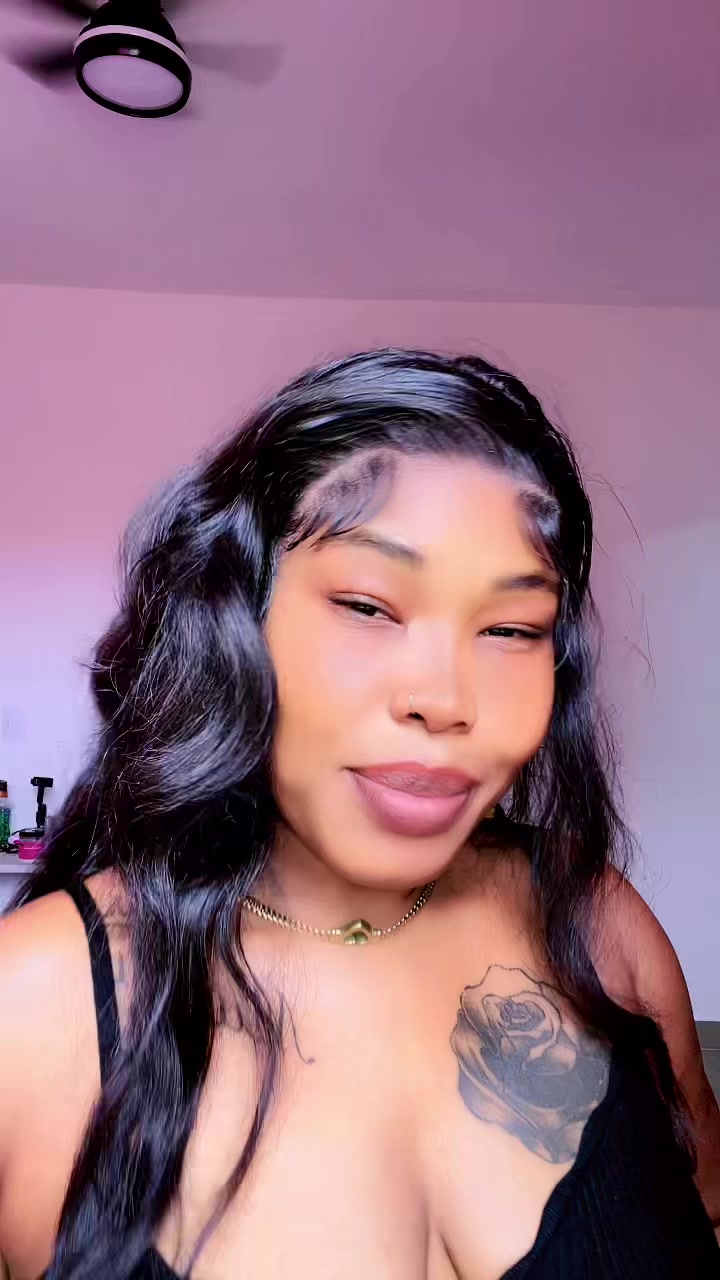 @Neyoudopegyal 🍑🎬🍿📽️
