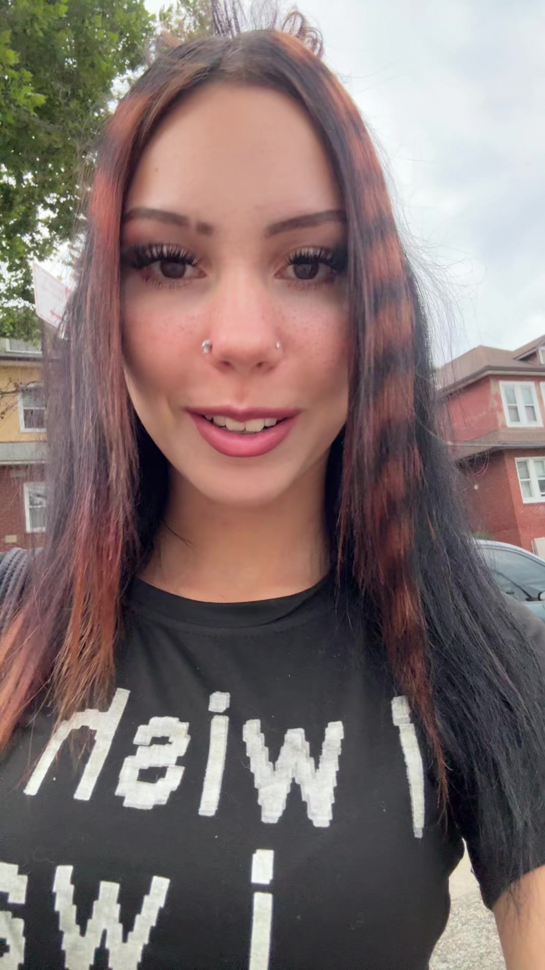 @qh0st1n