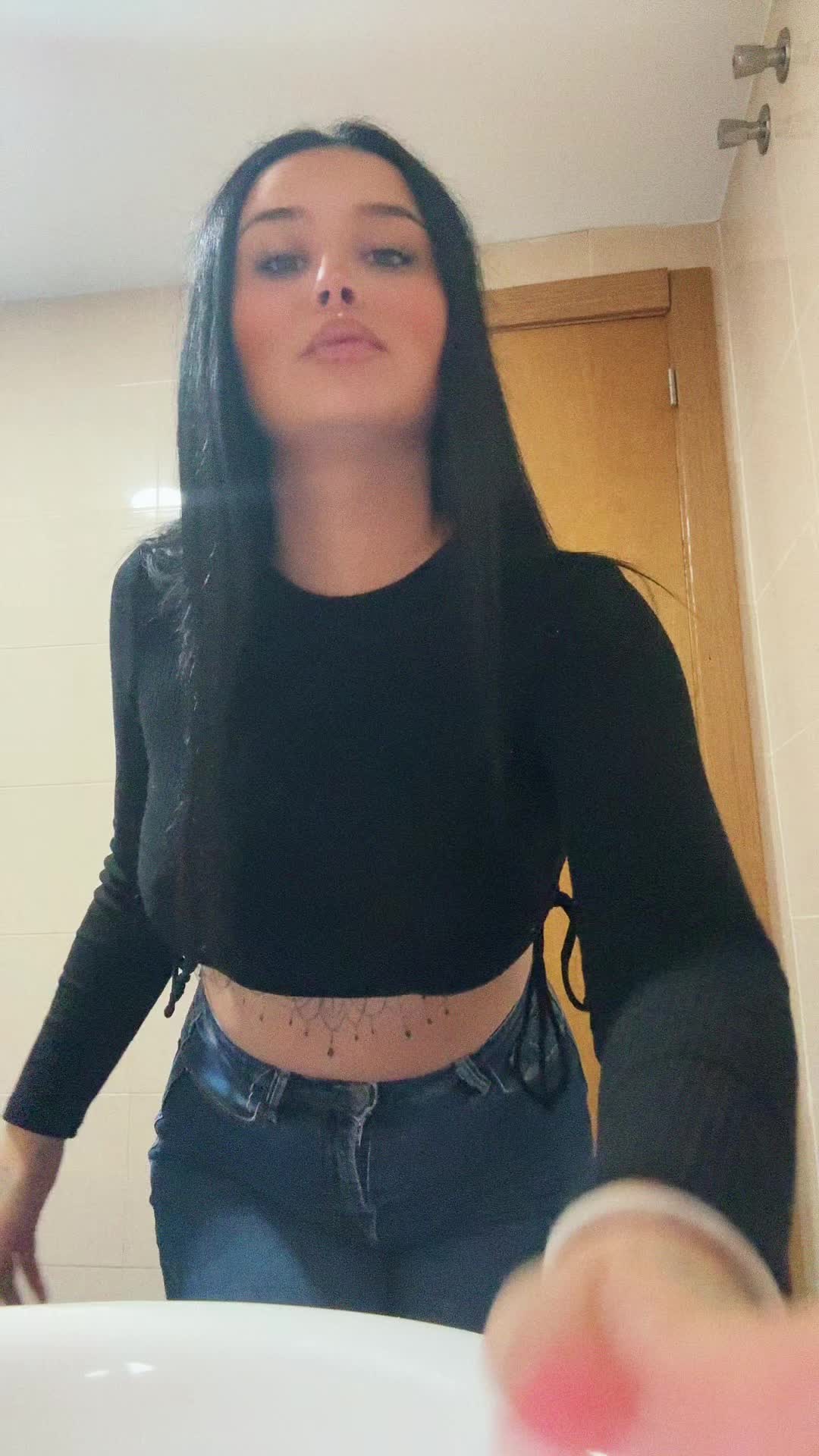 @naomiiigabaarrii29