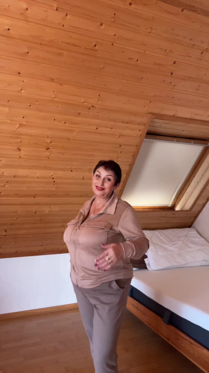 @Laraaa