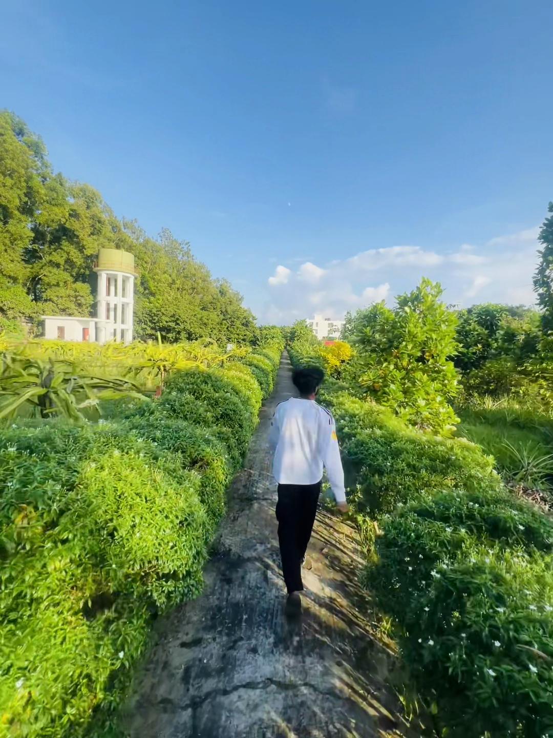 @Ꭼꪜan ᖴ𝓪ħ&igrave;𝙢 
