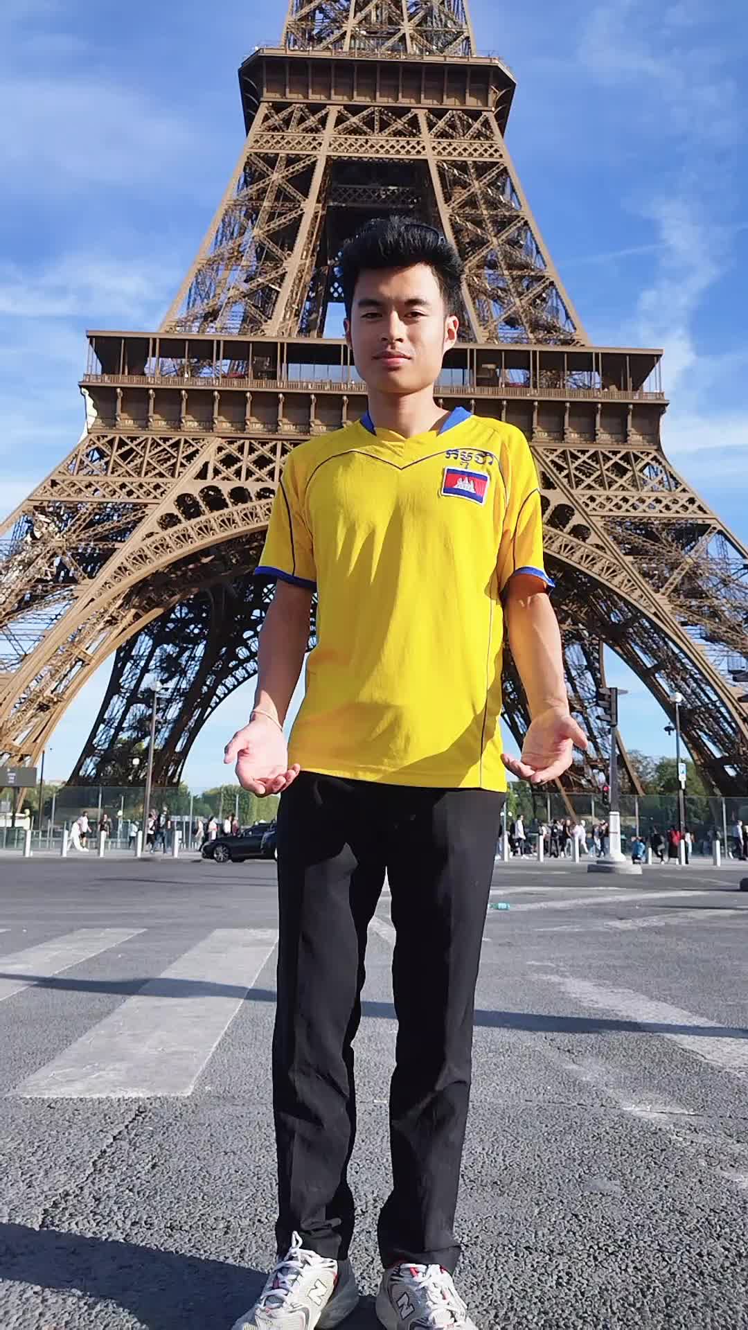 @Victor🇰🇭🇫🇷