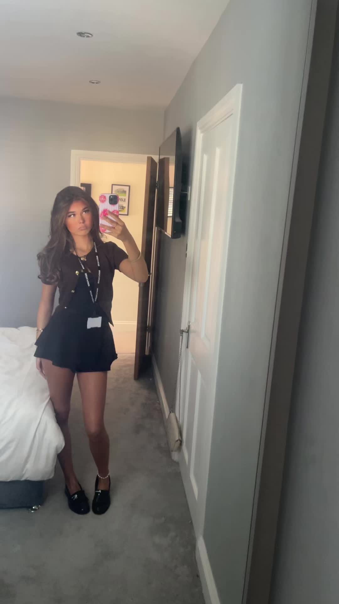 @ELLIE🪽