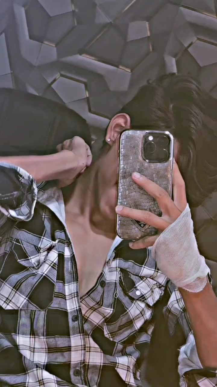 @𝐢𝐭'𝐬 𝐦𝐞 𝐀𝐬𝐡𝐢𝐬𝐡 💞