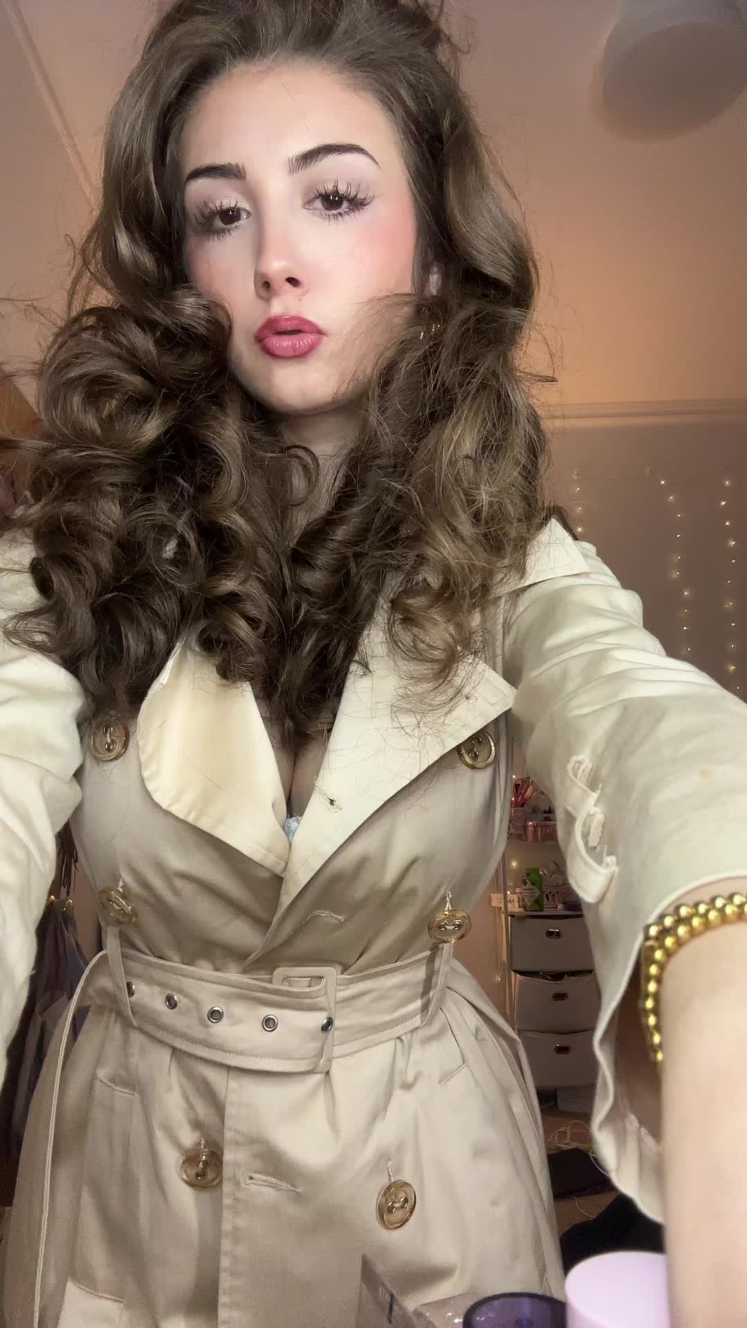 @Ana