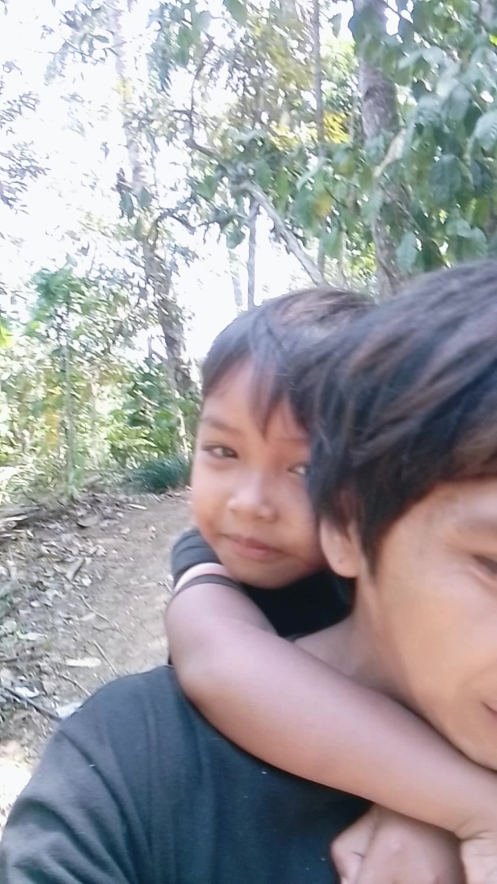 @Pakeko